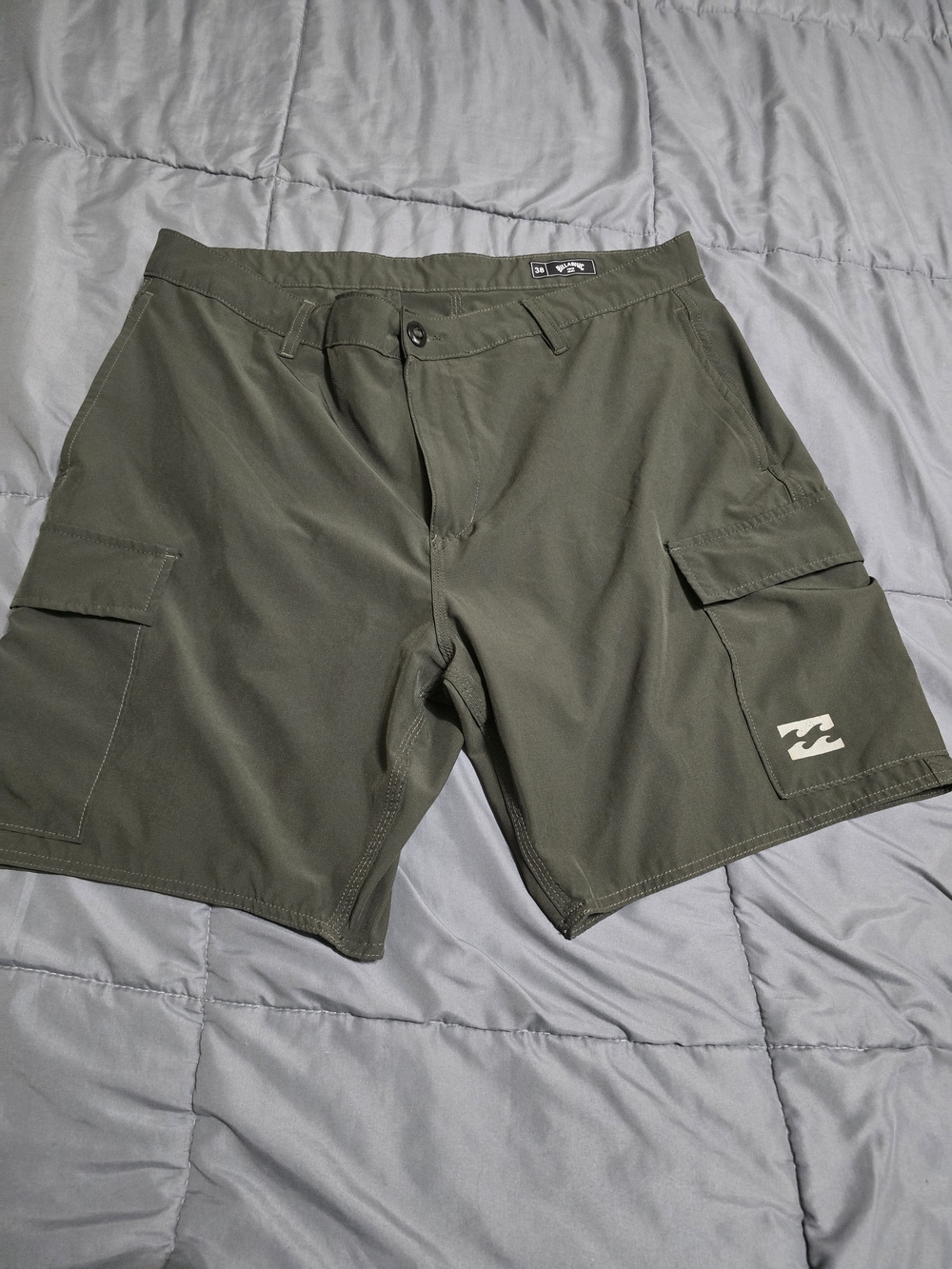 Billabong Men's Cargo Swiw Shorts - Olive
